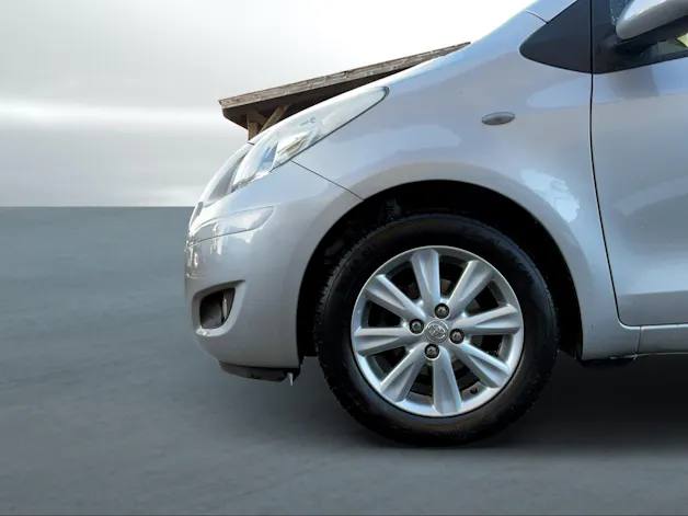 Toyota Yaris 1.33 VVT-i Linea Sol
