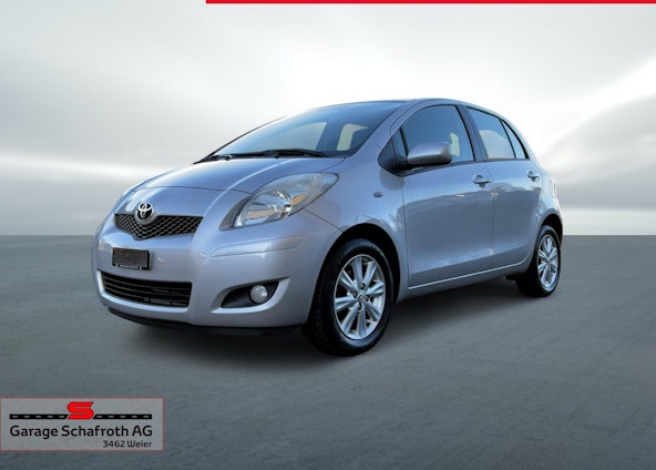 First vehicle image First vehicle image