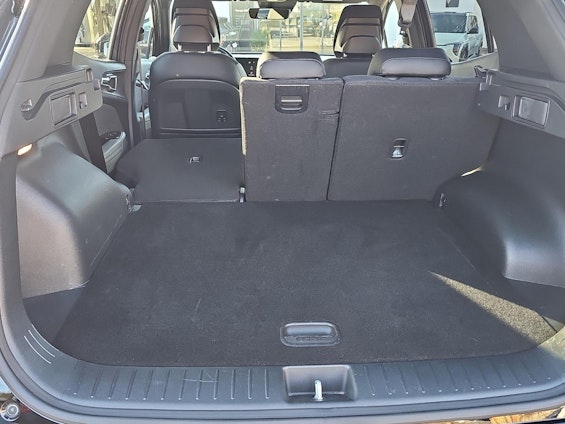 Vehicle image 10 Vehicle image 10