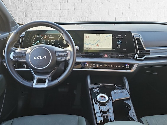 Vehicle image 4 Vehicle image 4