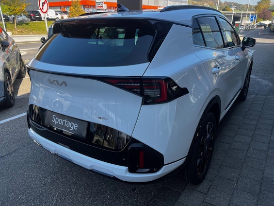 Vehicle image 2 Vehicle image 2