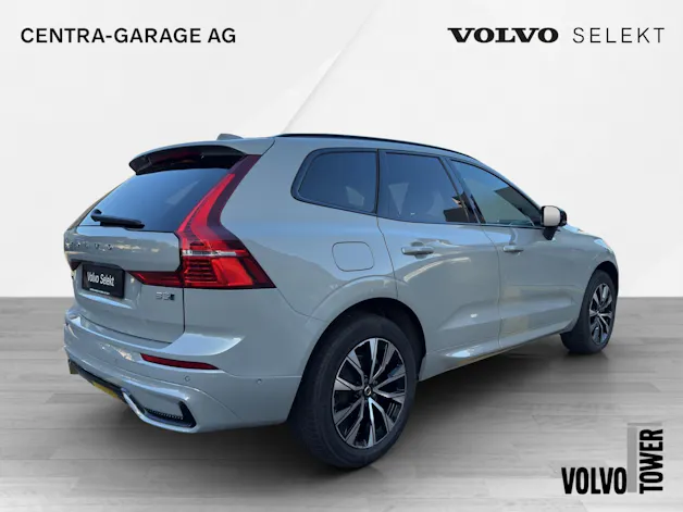 Volvo XC60 B5 Benzin Mild Hybrid AWD Plus Dark Geartronic