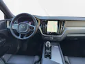 Volvo XC60 B5 Benzin Mild Hybrid AWD Plus Dark Geartronic