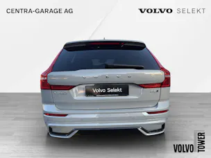 Volvo XC60 B5 Benzin Mild Hybrid AWD Plus Dark Geartronic