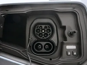Renault R4 E-Tech Comfort Range iconic