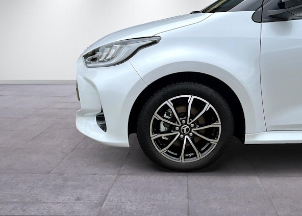 Vehicle image 2 Vehicle image 2