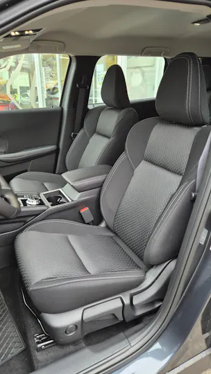 Mitsubishi Outlander 2.4 PHEV Inform Helvetia