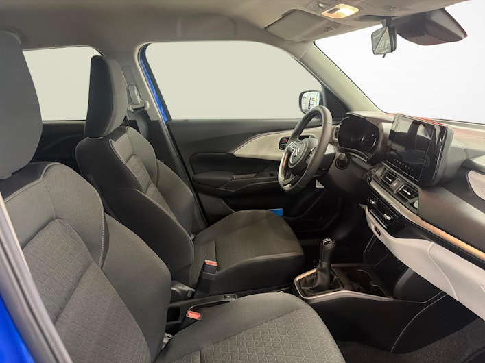 Vehicle image SUZUKI SWIFT