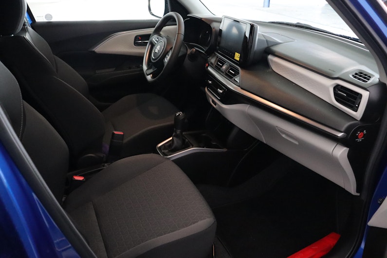 Vehicle image SUZUKI SWIFT