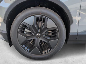 Fahrzeugbild VOLVO EX30 CC E60 Twin Performance AWD