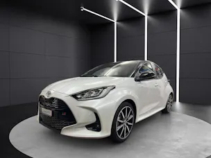 Toyota Yaris 1.5 VVT-i HSD GR Sport