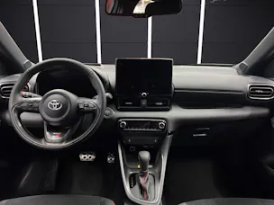 Toyota Yaris 1.5 VVT-i HSD GR Sport