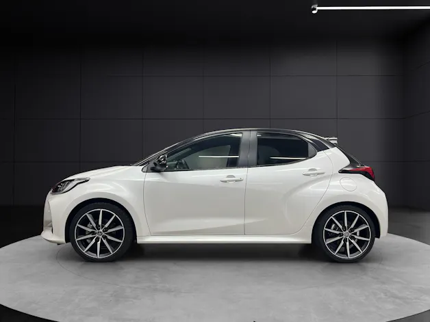 Toyota Yaris 1.5 VVT-i HSD GR Sport