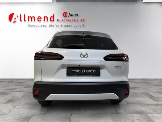 Vehicle image 4 Vehicle image 4