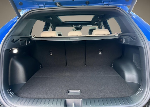 Vehicle image 18 Vehicle image 18