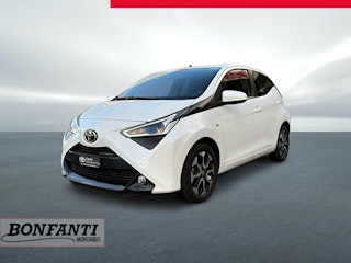Vehicle image TOYOTA AYGO 0