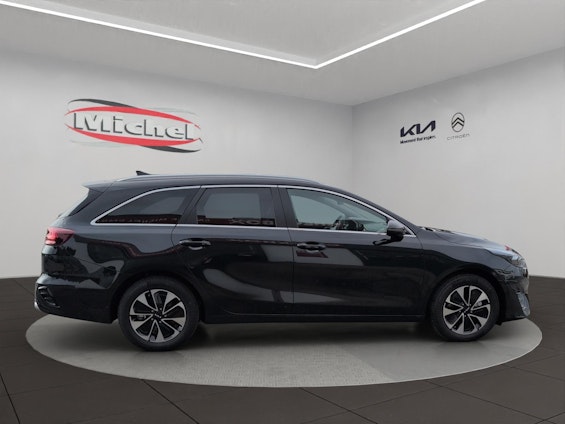 Vehicle image 6 Vehicle image 6