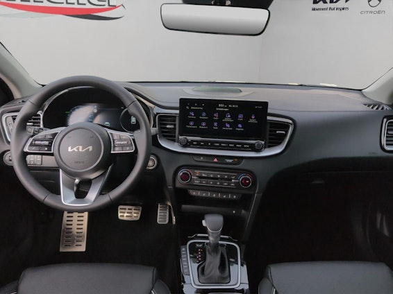 Vehicle image 10 Vehicle image 10