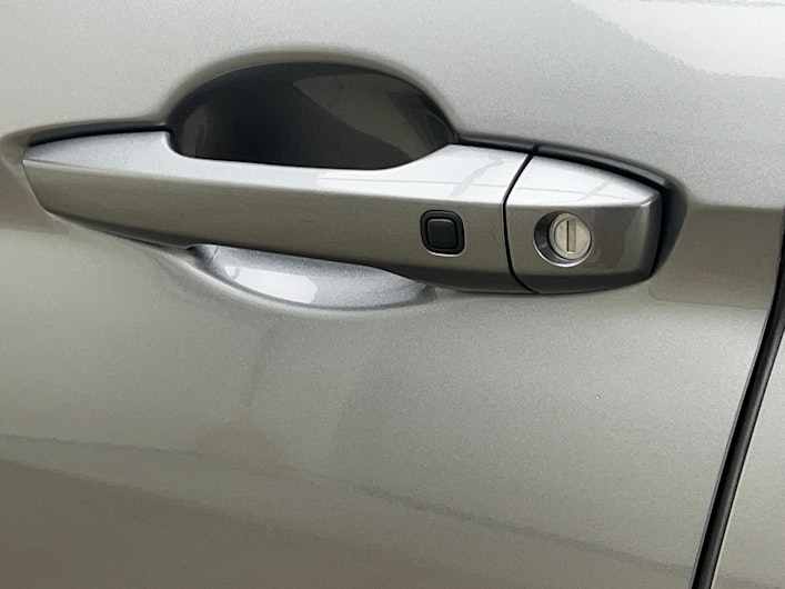 Vehicle image MITSUBISHI ECLIPSE CROSS