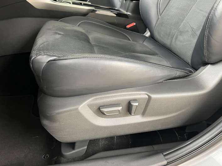 Vehicle image MITSUBISHI ECLIPSE CROSS