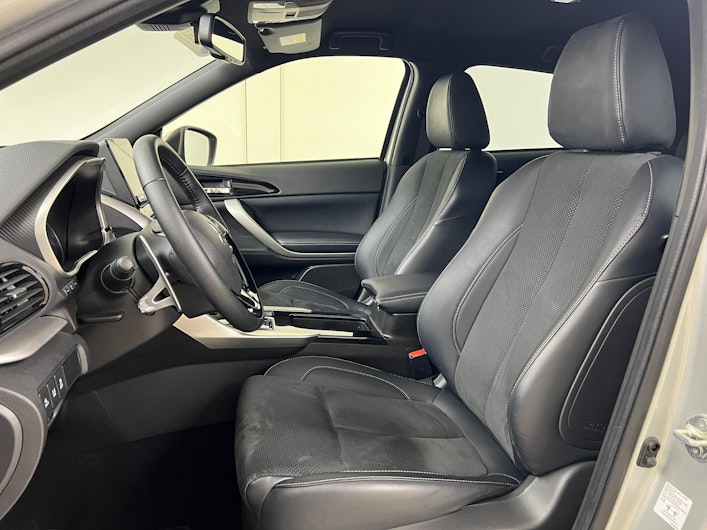 Vehicle image MITSUBISHI ECLIPSE CROSS