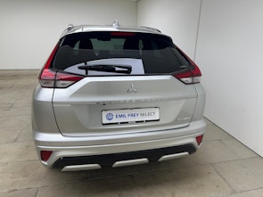 Vehicle image MITSUBISHI Eclipse Cross 2.4 PHEV Intense 4x4