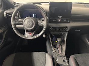 Vehicle image TOYOTA Yaris 1.5 VVT-i HSD GR Sport