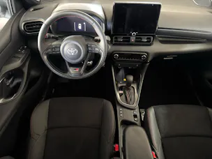 Toyota Yaris 1.5 VVT-i HSD GR Sport