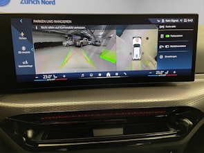 Vehicle image BMW 330d xDrive SAG Touring