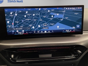 Vehicle image BMW 330d xDrive SAG Touring