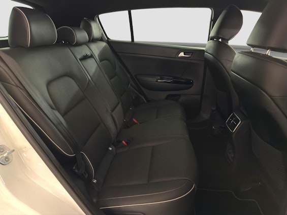 Vehicle image 11 Vehicle image 11