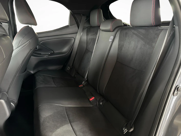 Fahrzeugbild TOYOTA YARIS