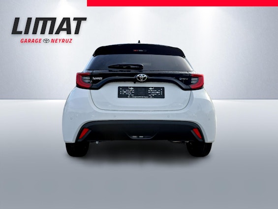 Vehicle image 3 Vehicle image 3