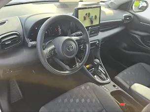 Toyota Yaris 1.5 VVT-i HSD Trend