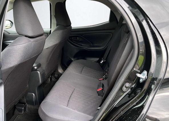 Vehicle image 10 Vehicle image 10