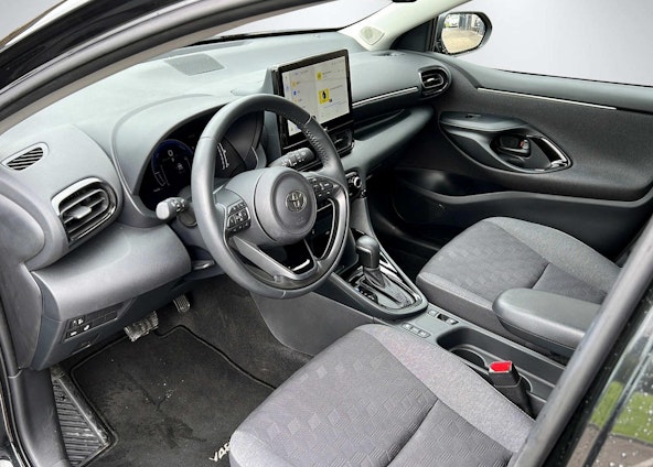 Vehicle image 13 Vehicle image 13