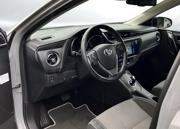 Vehicle image 4 Vehicle image 4