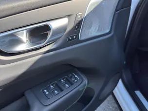 Volvo XC60 2.0 T8 TE Ultimate Dark eAWD