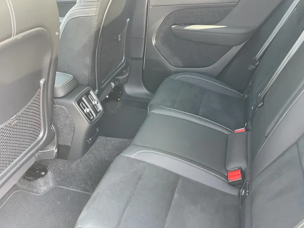 Volvo C40 P8 Twin Recharge Ultimate AWD