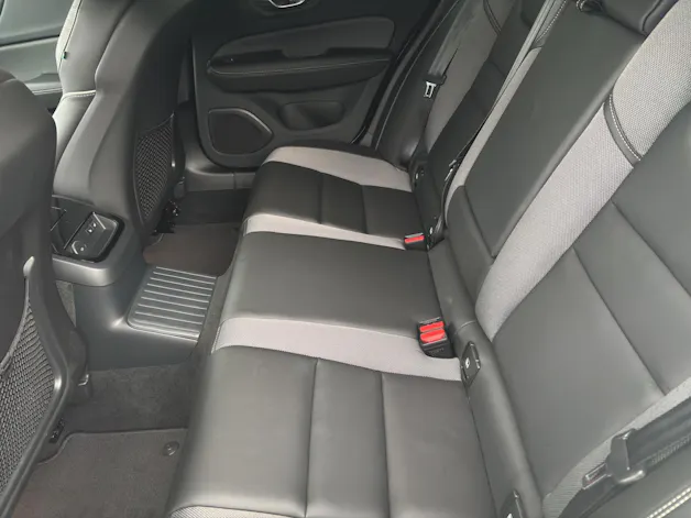 Volvo V60 2.0 T6 TE Plus Dark eAWD