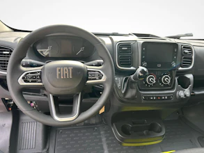 https://vehicle.imgix.net/4051518/560cd594-87cf-4df9-b079-9ac614567db0.jpg