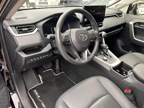 Vehicle image 7 Vehicle image 7