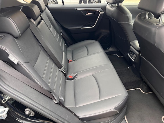 Vehicle image 11 Vehicle image 11