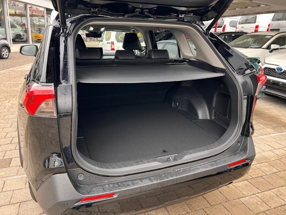 Vehicle image 6 Vehicle image 6