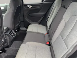 Volvo XC40 2.0 B4 MH Plus Dark