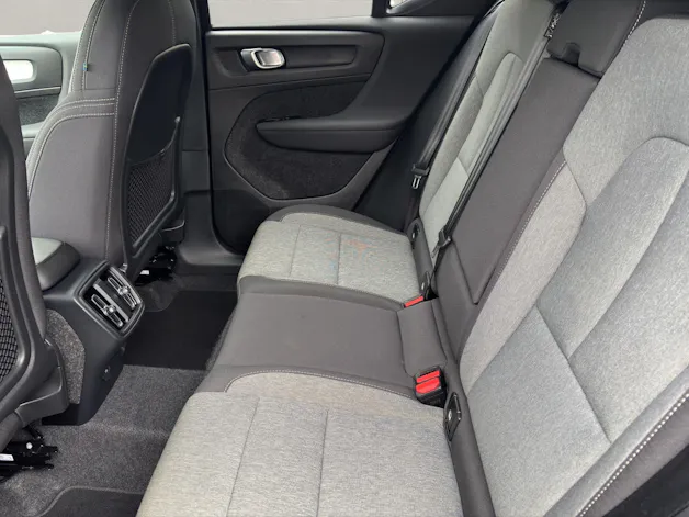 Volvo XC40 2.0 B4 MH Plus Dark