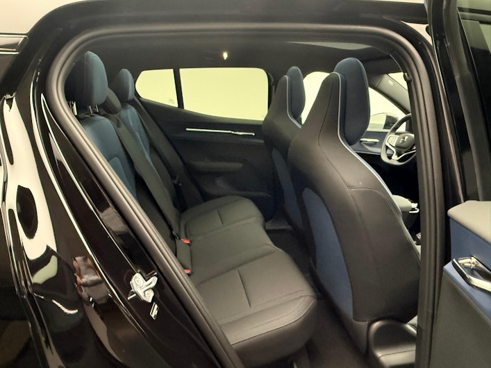 Vehicle image VOLVO EX 30