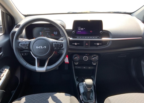 Vehicle image 5 Vehicle image 5