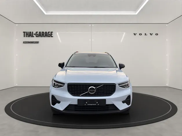Volvo XC40 2.0 B4 MH Plus Dark