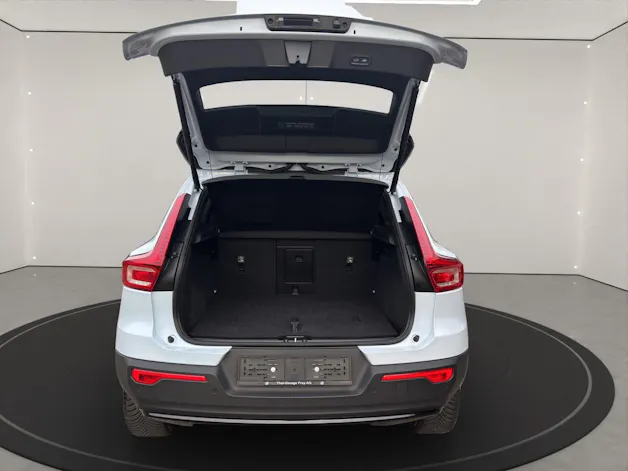 Volvo XC40 2.0 B4 MH Plus Dark